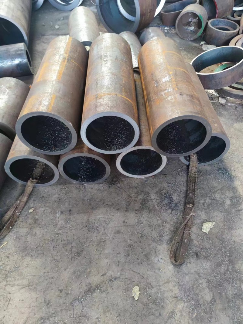 钦北钦北钦北12Cr1MovG无缝钢管切割